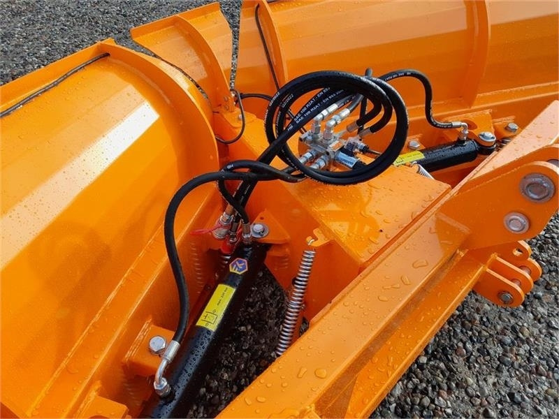 - - - fk machinery 330 - Отвал для снега для Сельскохозяйственной техники: фото 5 - - - fk machinery 330 - Отвал для снега для Сельскохозяйственной техники: фото 5