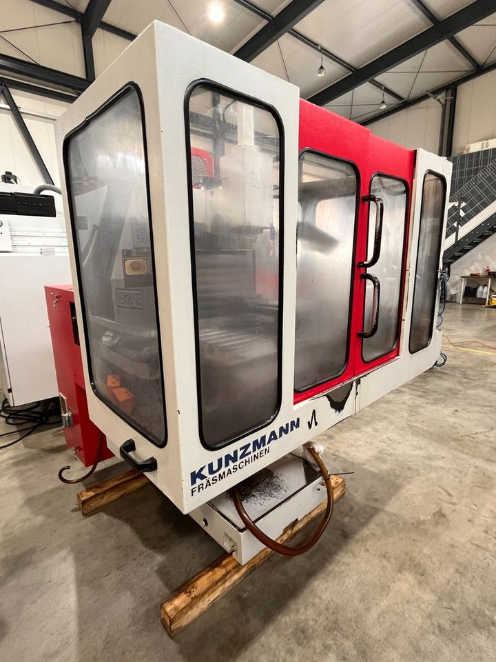 Werkzeugfräsmaschine Fräsmaschine KUNZMANN WF 4/3 TNC124 - Фрезерный станок по металлу: фото 3 Werkzeugfräsmaschine Fräsmaschine KUNZMANN WF 4/3 TNC124 - Фрезерный станок по металлу: фото 3