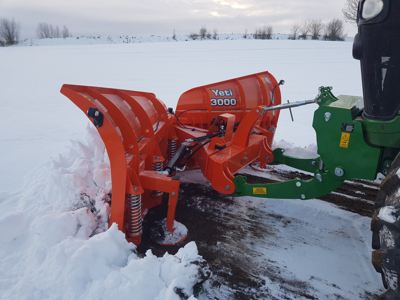 Metal Plast Yeti 2600 - Отвал для снега для Отвалов для снега: фото 2 Metal Plast Yeti 2600 - Отвал для снега для Отвалов для снега: фото 2