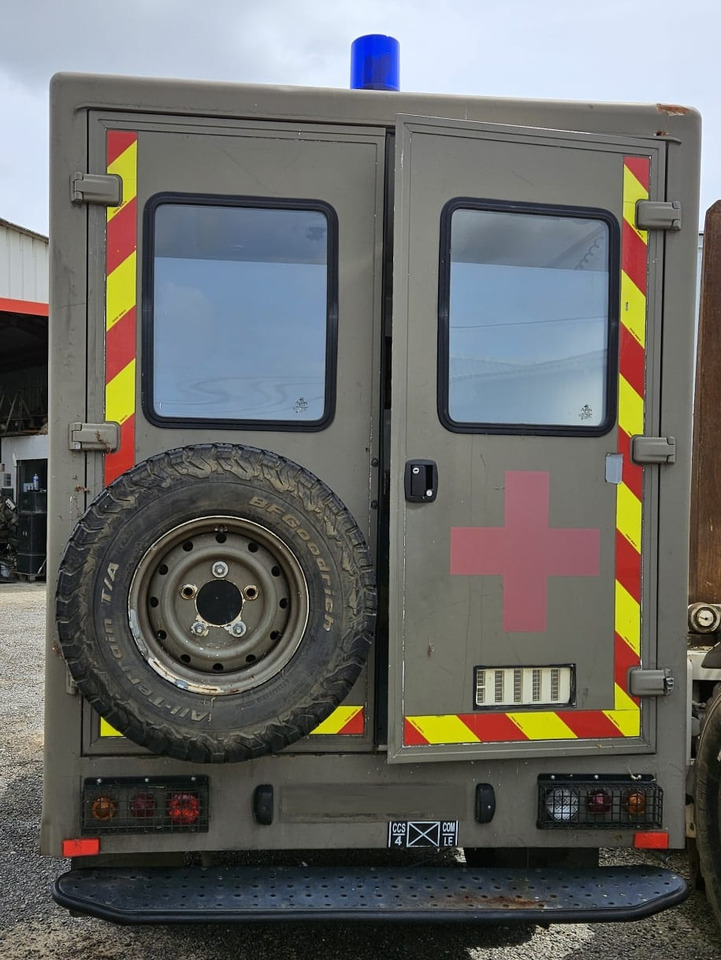 LAND ROVER Défender Ambulance - Фургон: фото 4 LAND ROVER Défender Ambulance - Фургон: фото 4