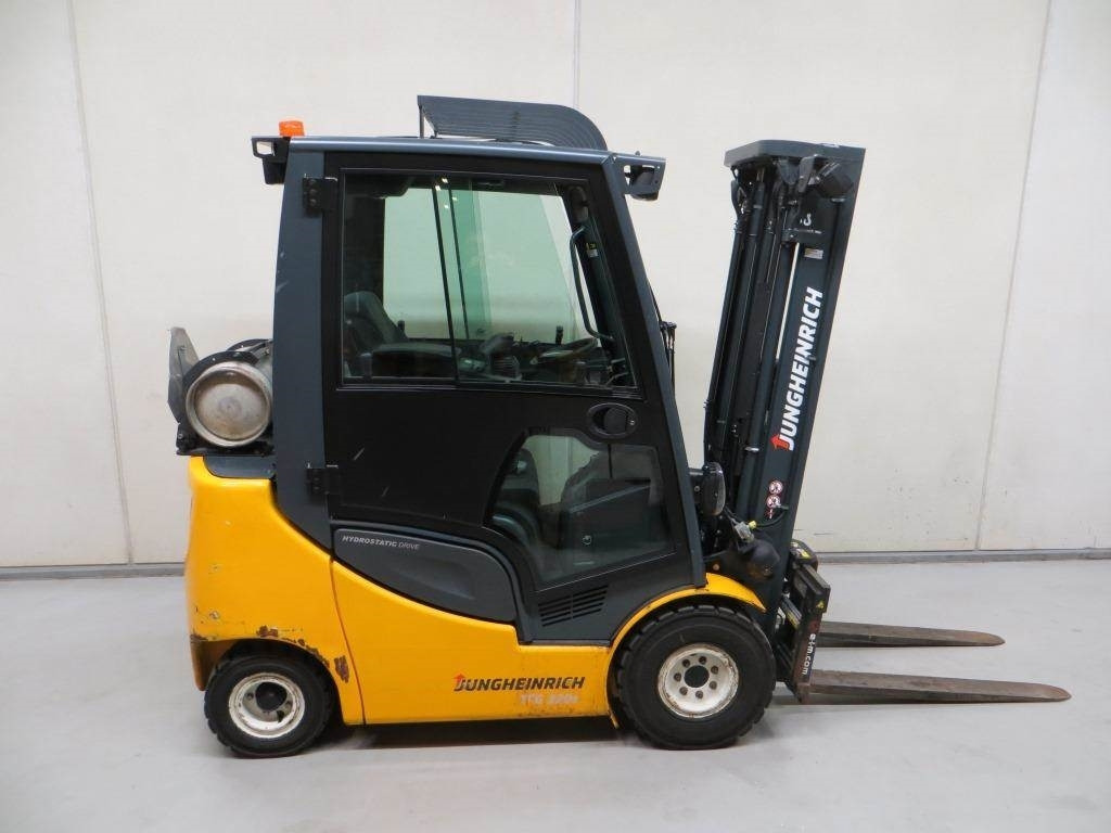 Jungheinrich TFG 320S - Газовый погрузчик: фото 1 Jungheinrich TFG 320S - Газовый погрузчик: фото 1