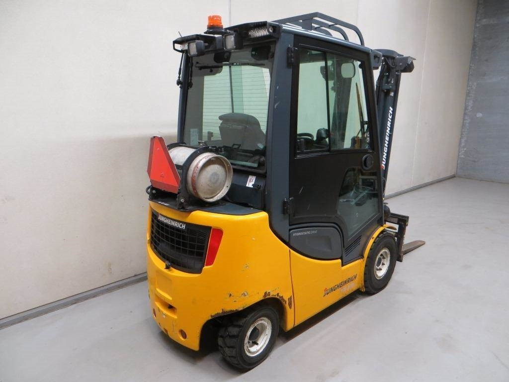 Jungheinrich TFG 320S - Газовый погрузчик: фото 3 Jungheinrich TFG 320S - Газовый погрузчик: фото 3