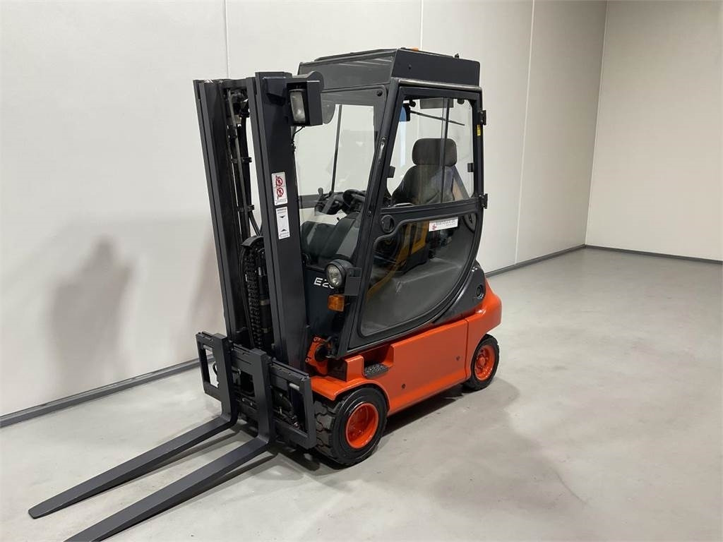 Linde E20P-02 - Электропогрузчик: фото 4 Linde E20P-02 - Электропогрузчик: фото 4