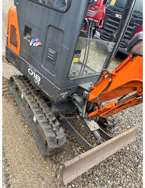 Doosan Slo 18 - 1.8T with shovel pack and low hours - Мини-экскаватор: фото 4 Doosan Slo 18 - 1.8T with shovel pack and low hours - Мини-экскаватор: фото 4