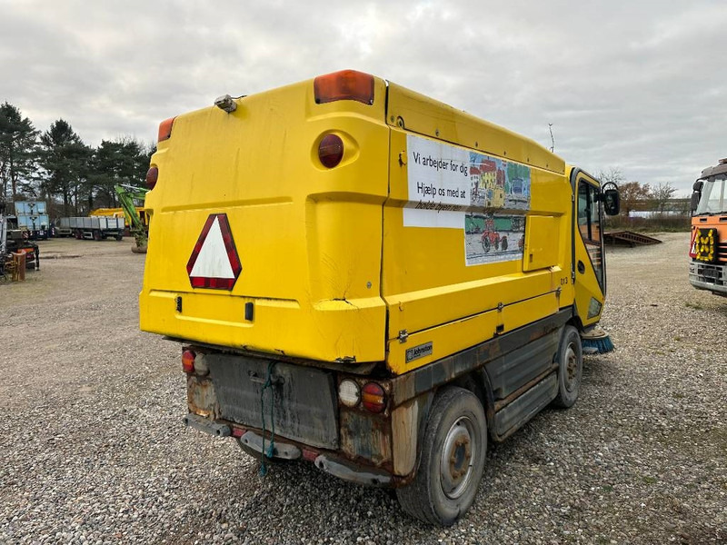 Johnston CN400 - Подметально-уборочная машина: фото 5 Johnston CN400 - Подметально-уборочная машина: фото 5