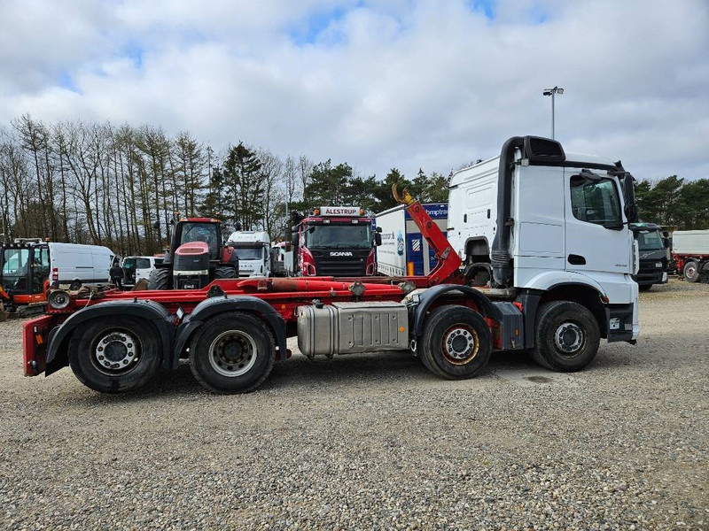 Крюковой мультилифт Mercedes-Benz Arocs 3246 L 8x2/4 //Kroghejs / Hook / Haken: фото 15 Крюковой мультилифт Mercedes-Benz Arocs 3246 L 8x2/4 //Kroghejs / Hook / Haken: фото 15