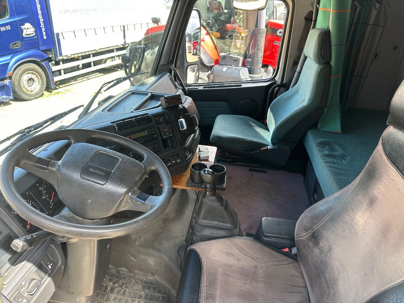 Тягач Volvo FH 12 460 6x2 with Terex 190.2E crane + remote: фото 8