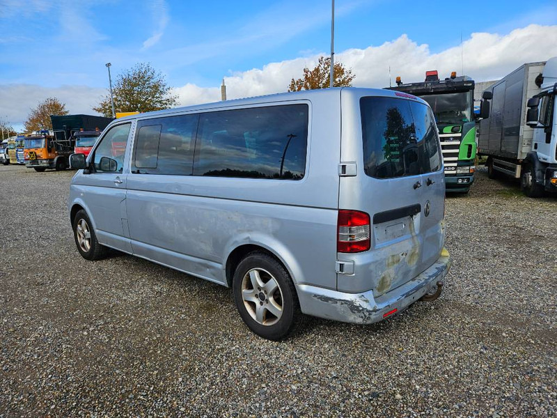 Volkswagen Caravelle 2,5 TDi 130 lang 10prs 5d - Микроавтобус, Пассажирский фургон: фото 3 Volkswagen Caravelle 2,5 TDi 130 lang 10prs 5d - Микроавтобус, Пассажирский фургон: фото 3