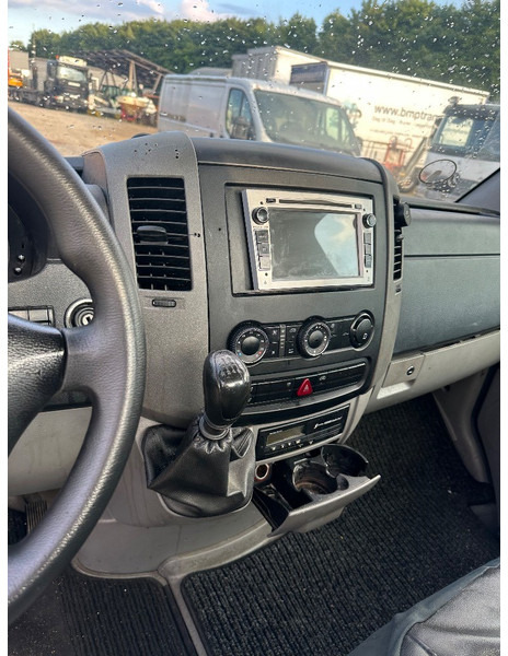 Volkswagen Crafter 2.5 TDI Car transporter - Цельнометаллический фургон: фото 3 Volkswagen Crafter 2.5 TDI Car transporter - Цельнометаллический фургон: фото 3