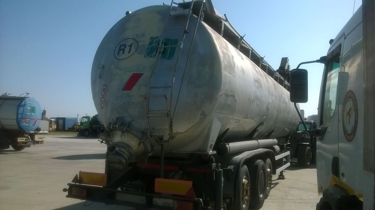 Piacenza S36 H2 T56 - Полуприцеп цистерна для сыпучих грузов: фото 2 Piacenza S36 H2 T56 - Полуприцеп цистерна для сыпучих грузов: фото 2