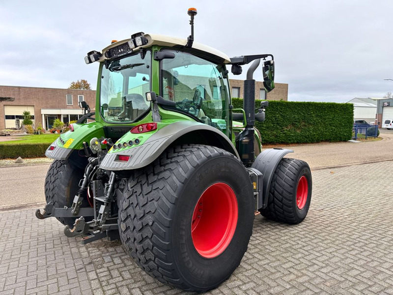 Fendt 516 Vario ProfiPlus - Трактор: фото 3 Fendt 516 Vario ProfiPlus - Трактор: фото 3