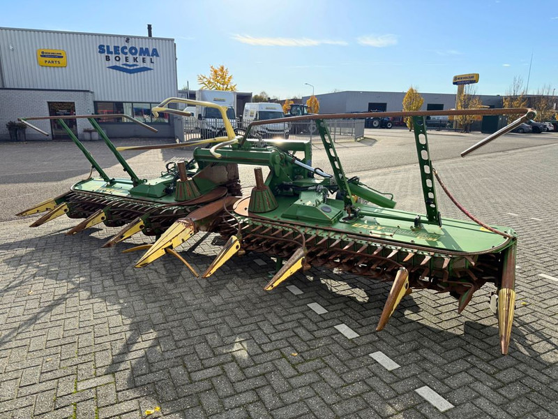 Krone Easy Collect 600-2 FP Fit New Holland FR - Комбайн: фото 1 Krone Easy Collect 600-2 FP Fit New Holland FR - Комбайн: фото 1