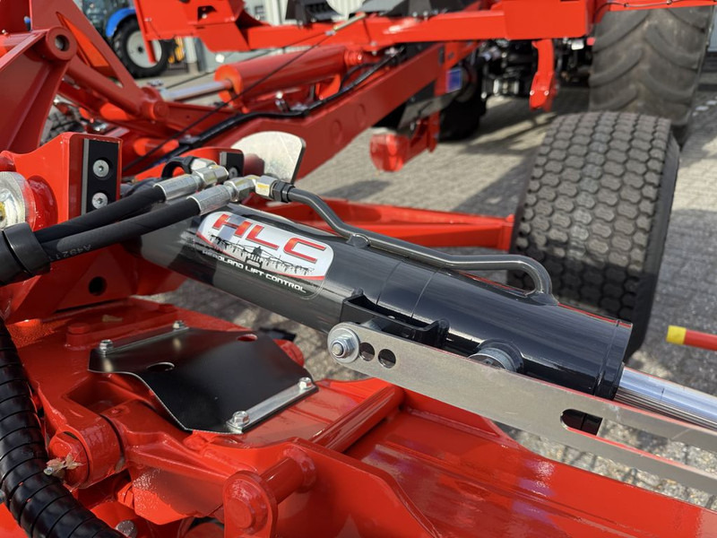 Новый Сеноворошилка Kuhn GF10803T Schudder: фото 16