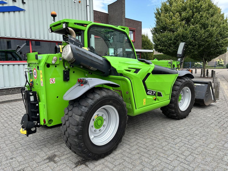 Merlo TF42.7-145 CVTRONIC - Телескопический погрузчик: фото 3 Merlo TF42.7-145 CVTRONIC - Телескопический погрузчик: фото 3