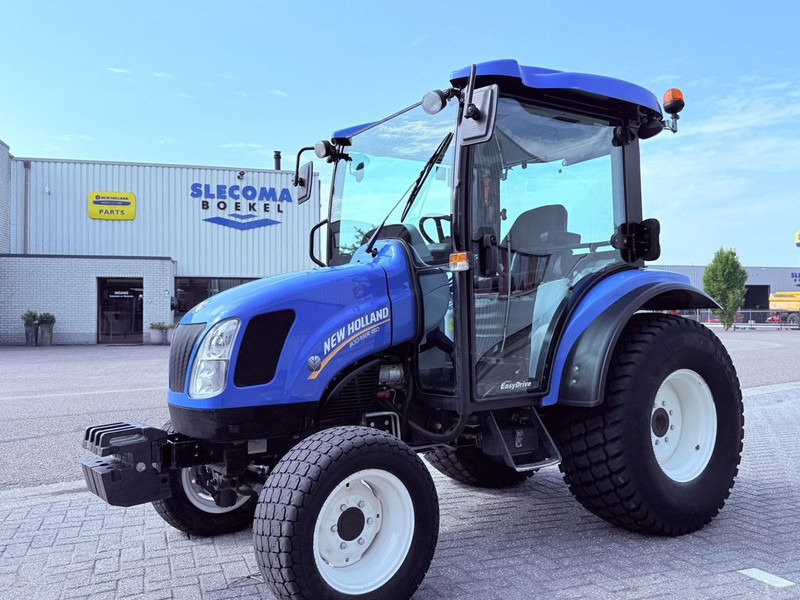 New Holland Boomer 45D Easy Drive - Трактор: фото 1 New Holland Boomer 45D Easy Drive - Трактор: фото 1