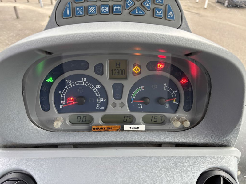 Трактор New Holland T6080 Power Command: фото 15