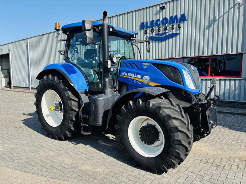 New Holland T7.245 AC Stage V + RTK - Трактор: фото 4 New Holland T7.245 AC Stage V + RTK - Трактор: фото 4