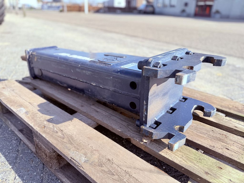 Eurograb SH 200 M Sloophamer 1500 / 3000 kg - Мини-экскаватор: фото 2 Eurograb SH 200 M Sloophamer 1500 / 3000 kg - Мини-экскаватор: фото 2