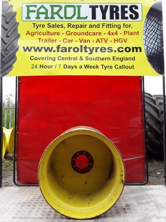 24X30 John Deere Yellow rim - Колесный диск для Сельскохозяйственной техники: фото 1 24X30 John Deere Yellow rim - Колесный диск для Сельскохозяйственной техники: фото 1
