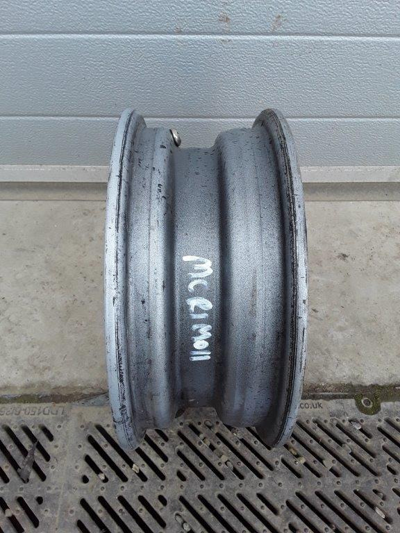 4 1/2 JX12H2 Silver Trailer rim - Колесный диск для Прицепов: фото 2 4 1/2 JX12H2 Silver Trailer rim - Колесный диск для Прицепов: фото 2