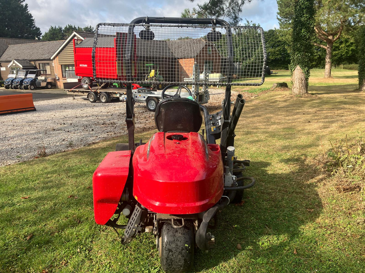 Baroness LM315GC triple greens mower - Газонокосилка: фото 5 Baroness LM315GC triple greens mower - Газонокосилка: фото 5