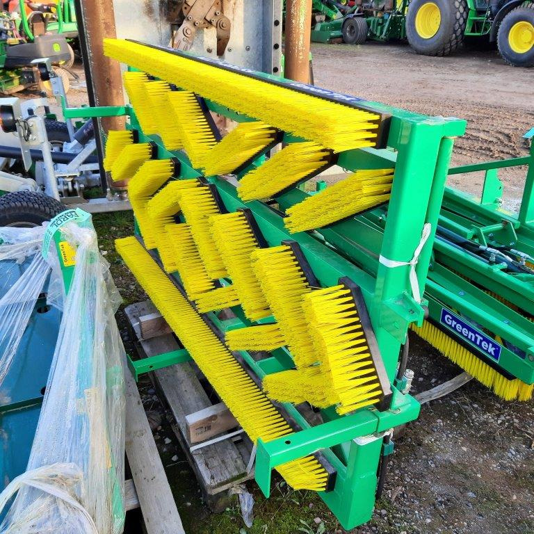 Greentek HMB186Y multibrush - Щетка для Сельскохозяйственной техники: фото 3 Greentek HMB186Y multibrush - Щетка для Сельскохозяйственной техники: фото 3