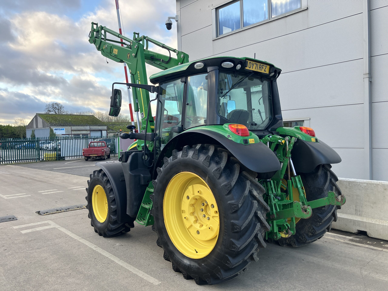 John Deere 6120M - Трактор: фото 2 John Deere 6120M - Трактор: фото 2