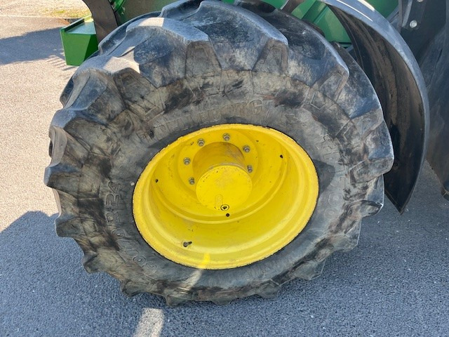 John Deere 6130R - Трактор: фото 3 John Deere 6130R - Трактор: фото 3