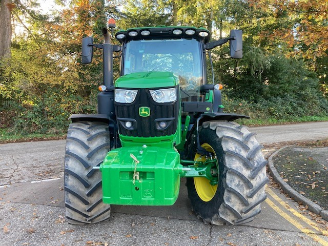 John Deere 6R 185 - Трактор: фото 2 John Deere 6R 185 - Трактор: фото 2