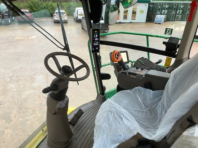 Кормоуборочный комбайн John Deere 8500i: фото 20