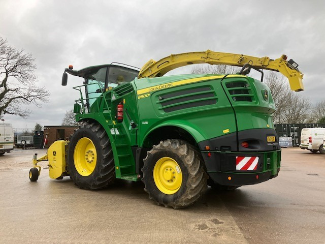 Кормоуборочный комбайн John Deere 8500i: фото 9