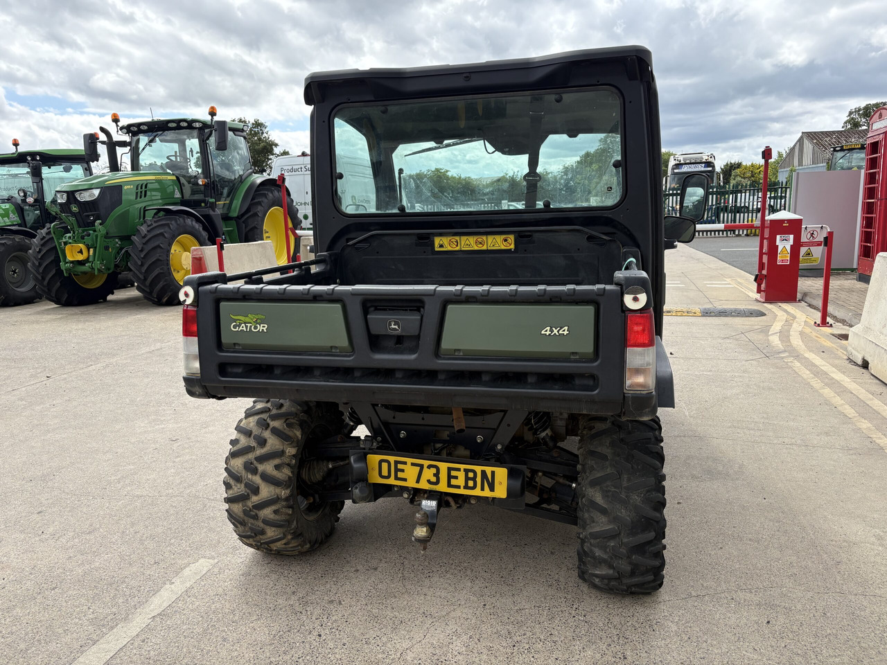 John Deere XUV865M Gator - Квадроцикл: фото 4 John Deere XUV865M Gator - Квадроцикл: фото 4