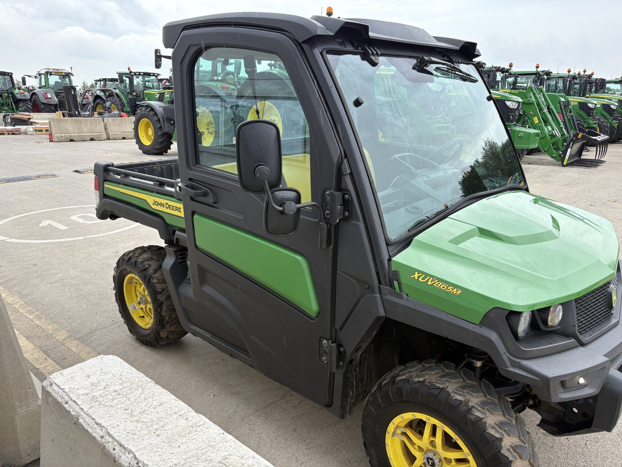 John Deere XUV865M Gator - Квадроцикл: фото 3 John Deere XUV865M Gator - Квадроцикл: фото 3
