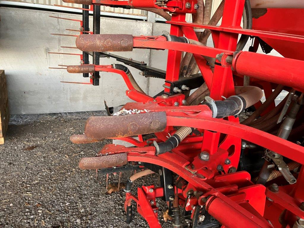KRM Sola Ares 2713 4.8mtr tine drill - Посевная техника: фото 4 KRM Sola Ares 2713 4.8mtr tine drill - Посевная техника: фото 4