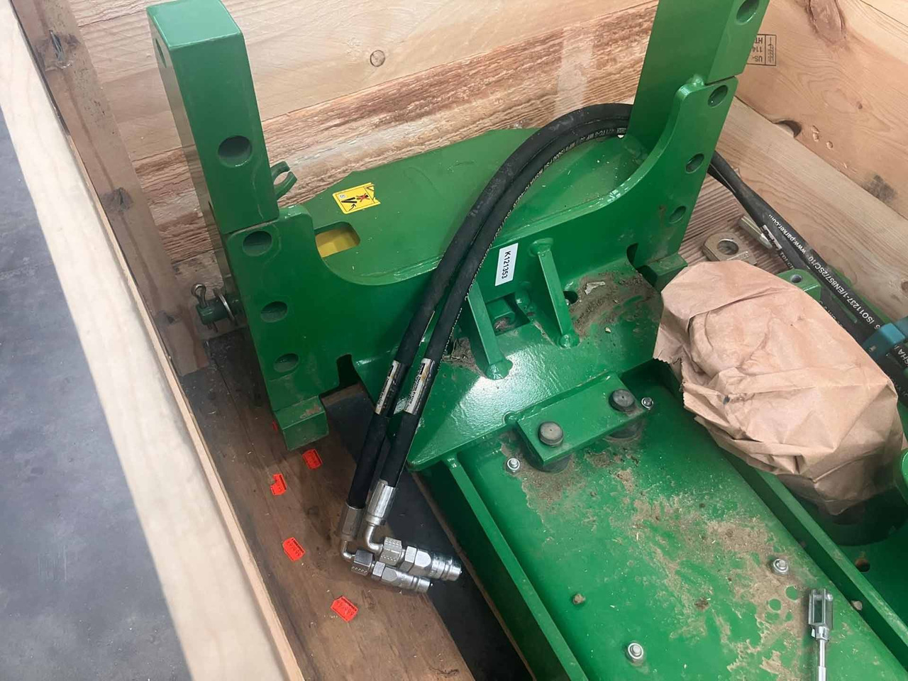 Used John Deere 8R Pick Up Hitch - Навесное оборудование: фото 3 Used John Deere 8R Pick Up Hitch - Навесное оборудование: фото 3