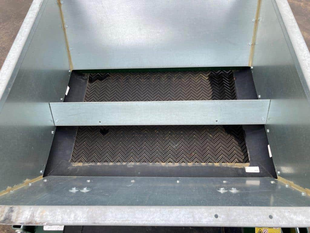 Turfco F15B Mete-R-Matic topdresser - Садовое оборудование: фото 4 Turfco F15B Mete-R-Matic topdresser - Садовое оборудование: фото 4