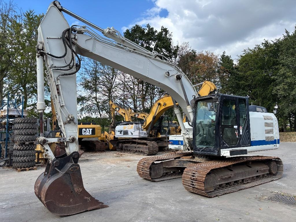 CAT 320E  - Гусеничный экскаватор: фото 1 CAT 320E  - Гусеничный экскаватор: фото 1