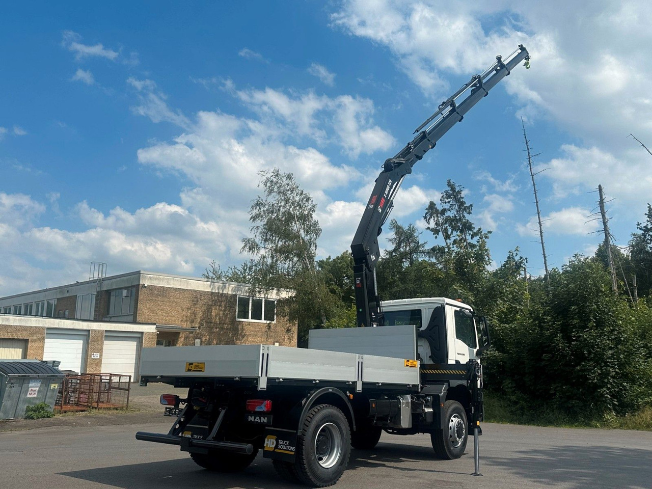 MAN TGM 18.320 4x4 Euro 6e Pritsche Hiab 228-4 Kran - Грузовик бортовой/ Платформа, Автоманипулятор: фото 5 MAN TGM 18.320 4x4 Euro 6e Pritsche Hiab 228-4 Kran - Грузовик бортовой/ Платформа, Автоманипулятор: фото 5