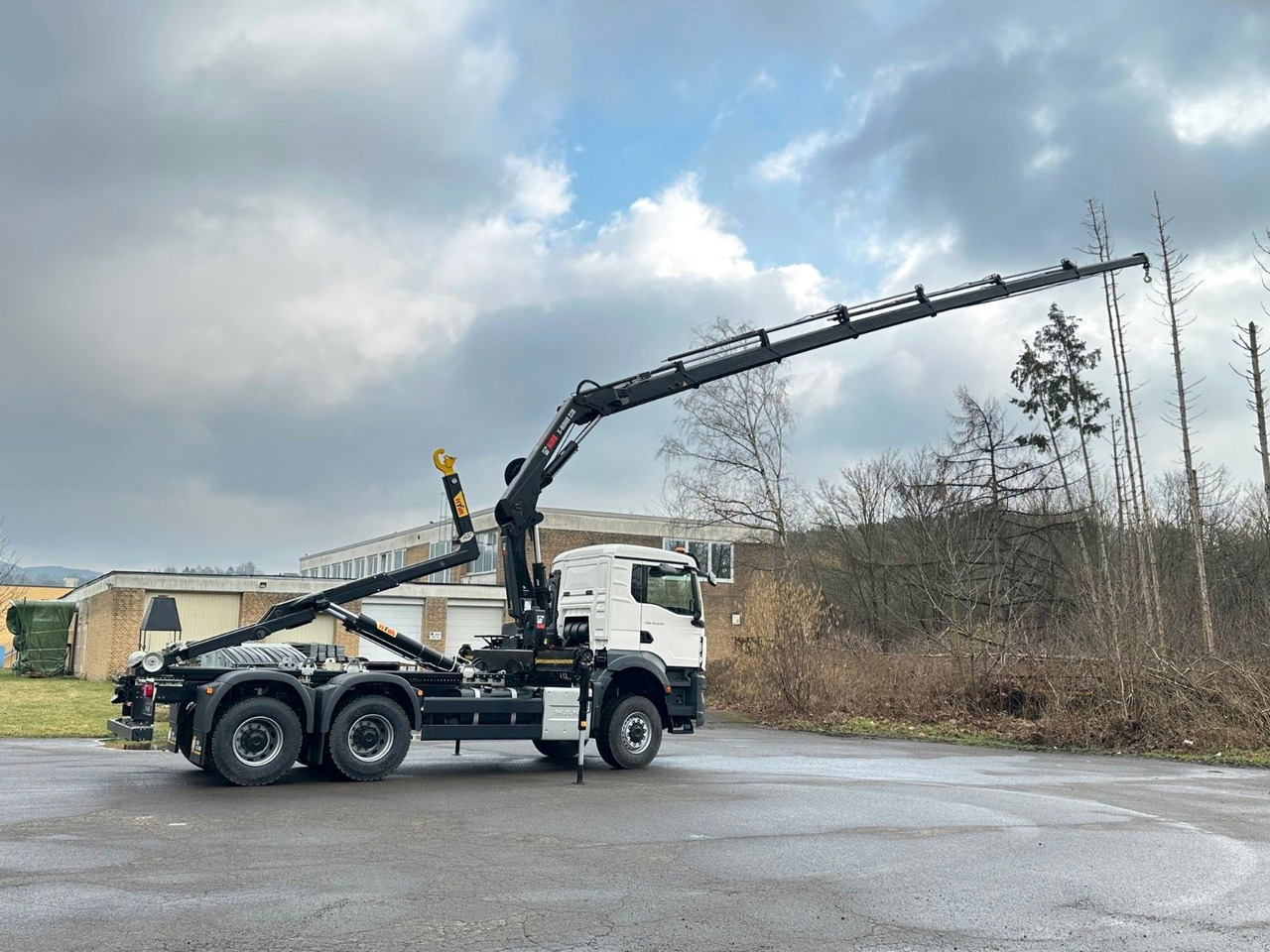 MAN TGS 33.440 6x6 BB Abrollkipper+Kran Hiab 228-6 в лизинг MAN TGS 33.440 6x6 BB Abrollkipper+Kran Hiab 228-6: фото 7
