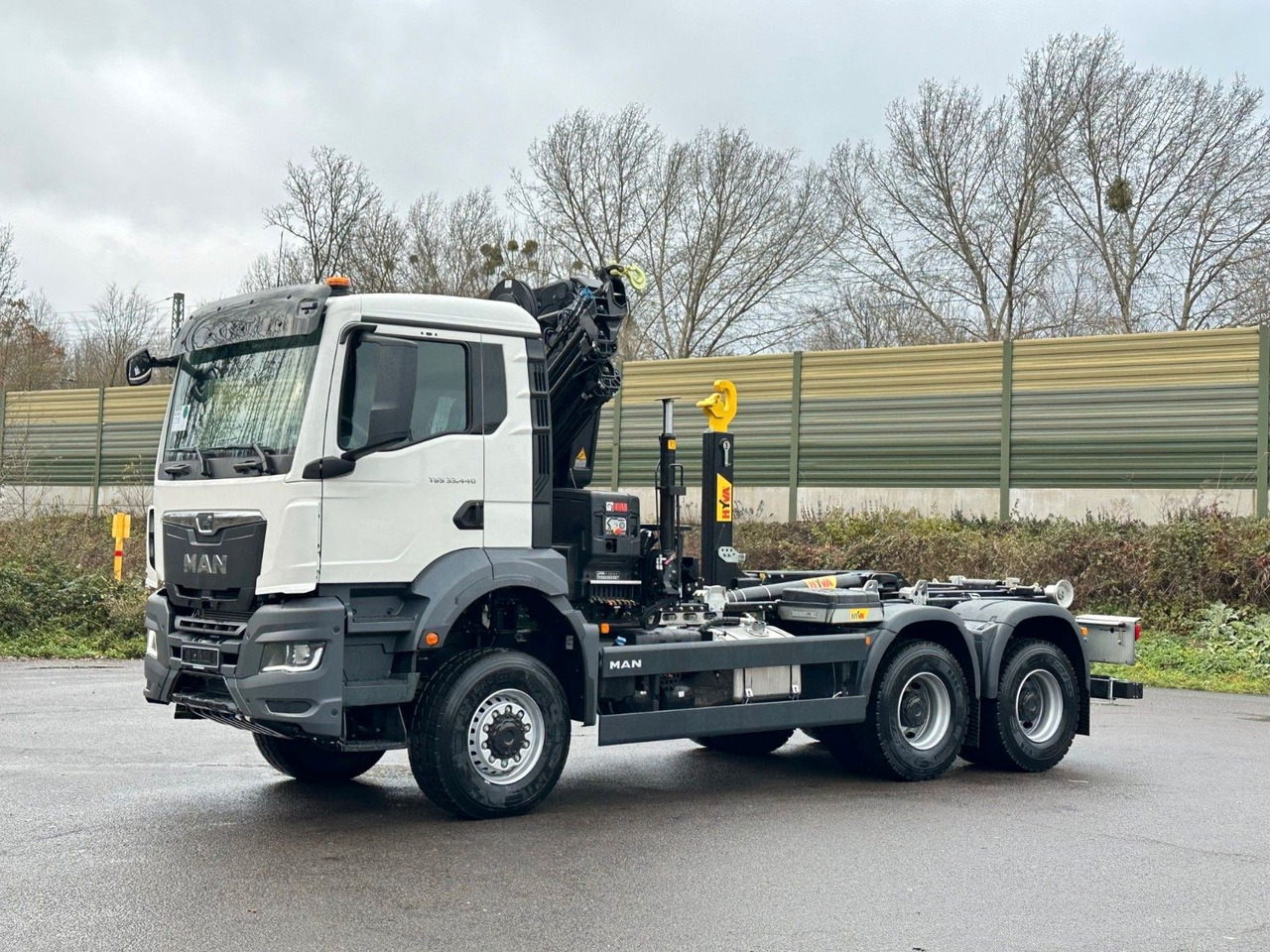 MAN TGS 33.440 6x6 BB Abrollkipper+Kran Hiab 228-6 в лизинг MAN TGS 33.440 6x6 BB Abrollkipper+Kran Hiab 228-6: фото 9