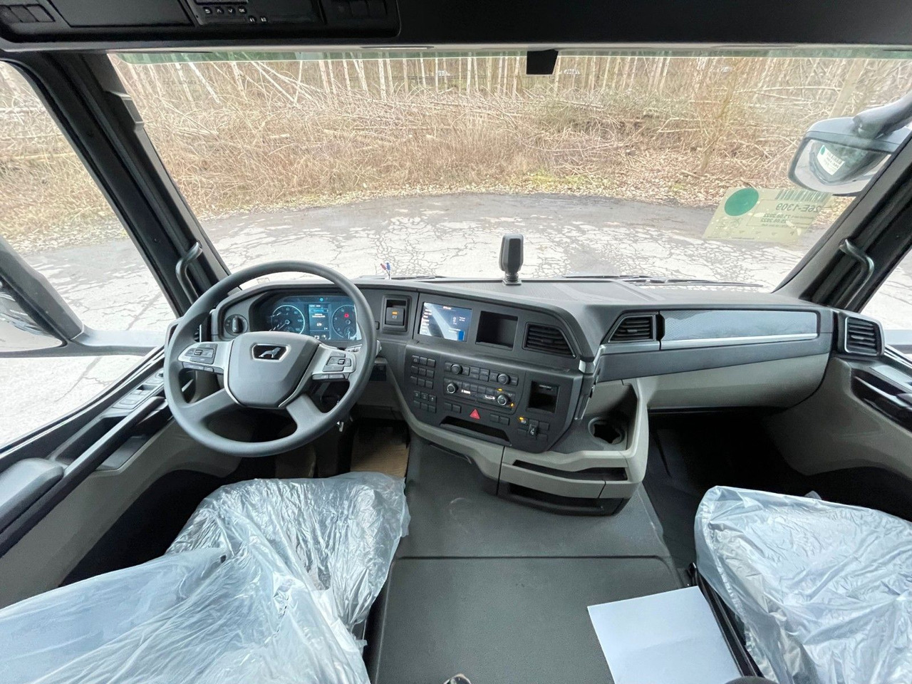 MAN TGS 33.510 6X4 BB Euro6e LogLift 165Z в лизинг MAN TGS 33.510 6X4 BB Euro6e LogLift 165Z: фото 17