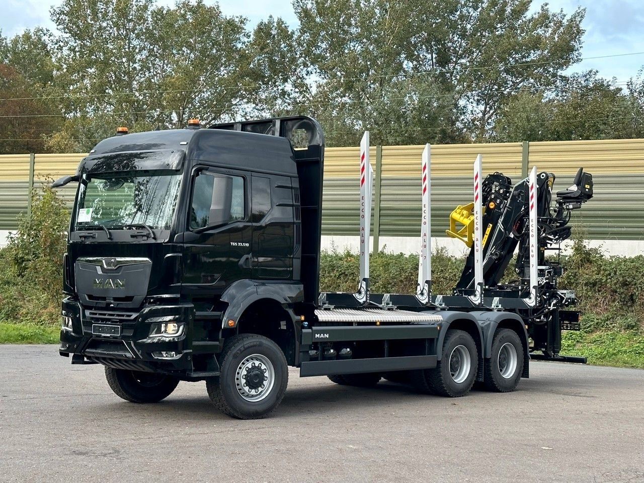 MAN TGS 33.520 6X6 Euro6e LogLift 165 Z - Лесовоз, Автоманипулятор: фото 3 MAN TGS 33.520 6X6 Euro6e LogLift 165 Z - Лесовоз, Автоманипулятор: фото 3