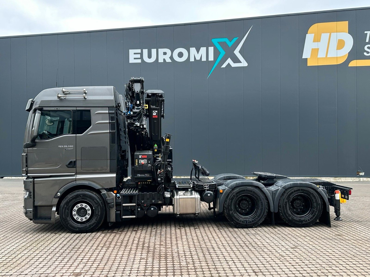 MAN TGX 26.580 6x4 Kran Hiab 302-6 + Jib-4 - Тягач: фото 4 MAN TGX 26.580 6x4 Kran Hiab 302-6 + Jib-4 - Тягач: фото 4