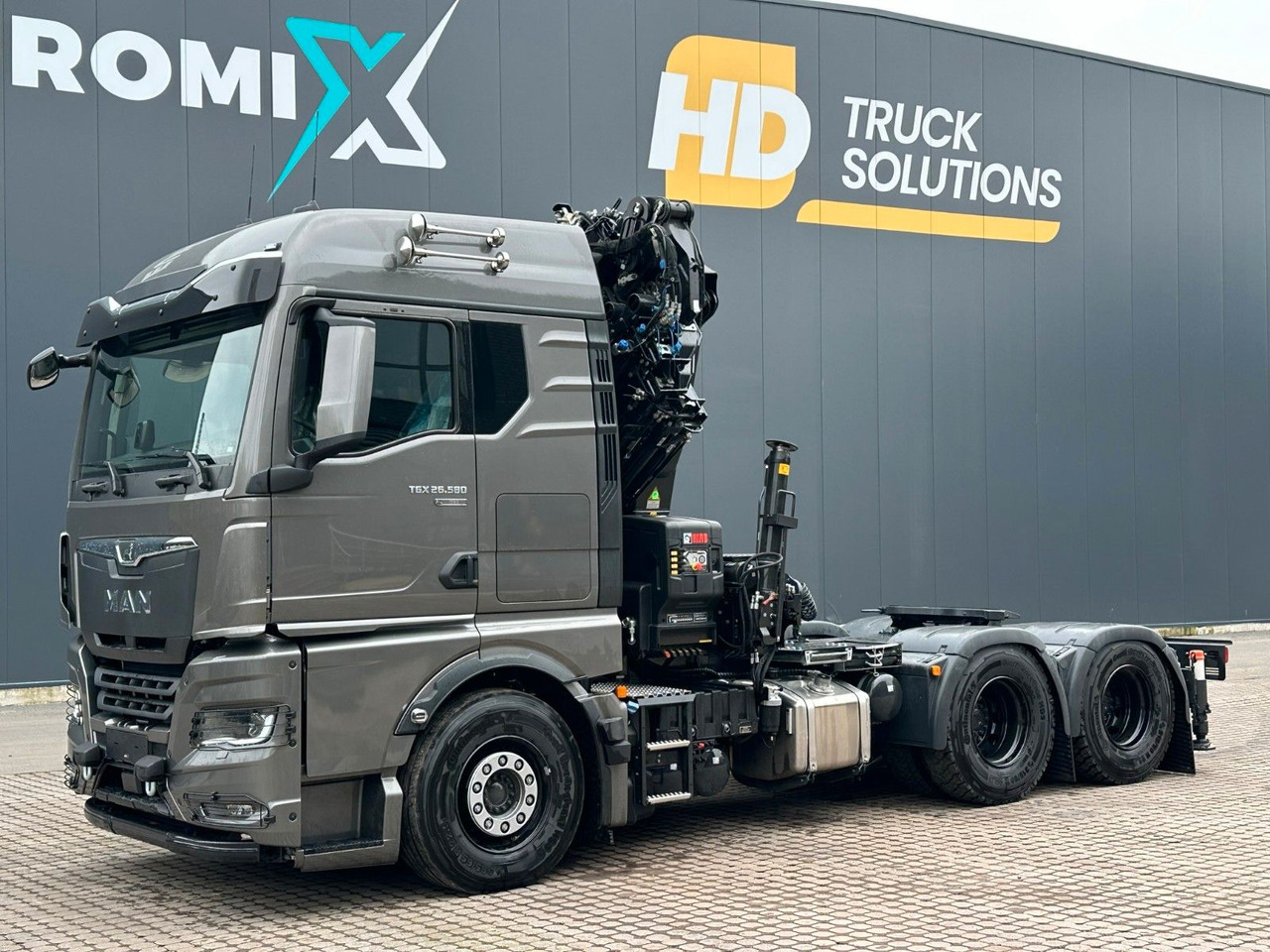 MAN TGX 26.580 6x4 Kran Hiab 302-6 + Jib-4 - Тягач: фото 3 MAN TGX 26.580 6x4 Kran Hiab 302-6 + Jib-4 - Тягач: фото 3