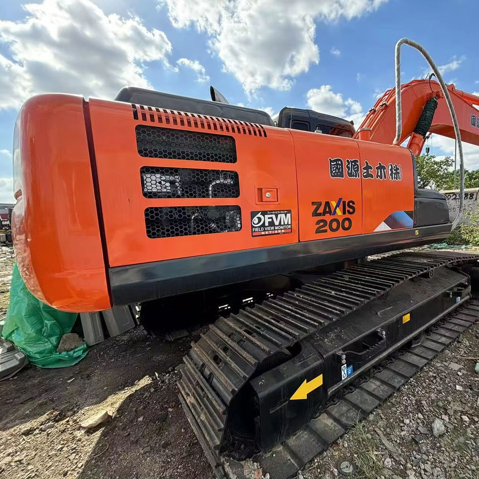 HITACHI ZX200-3 - Гусеничный экскаватор: фото 1 HITACHI ZX200-3 - Гусеничный экскаватор: фото 1