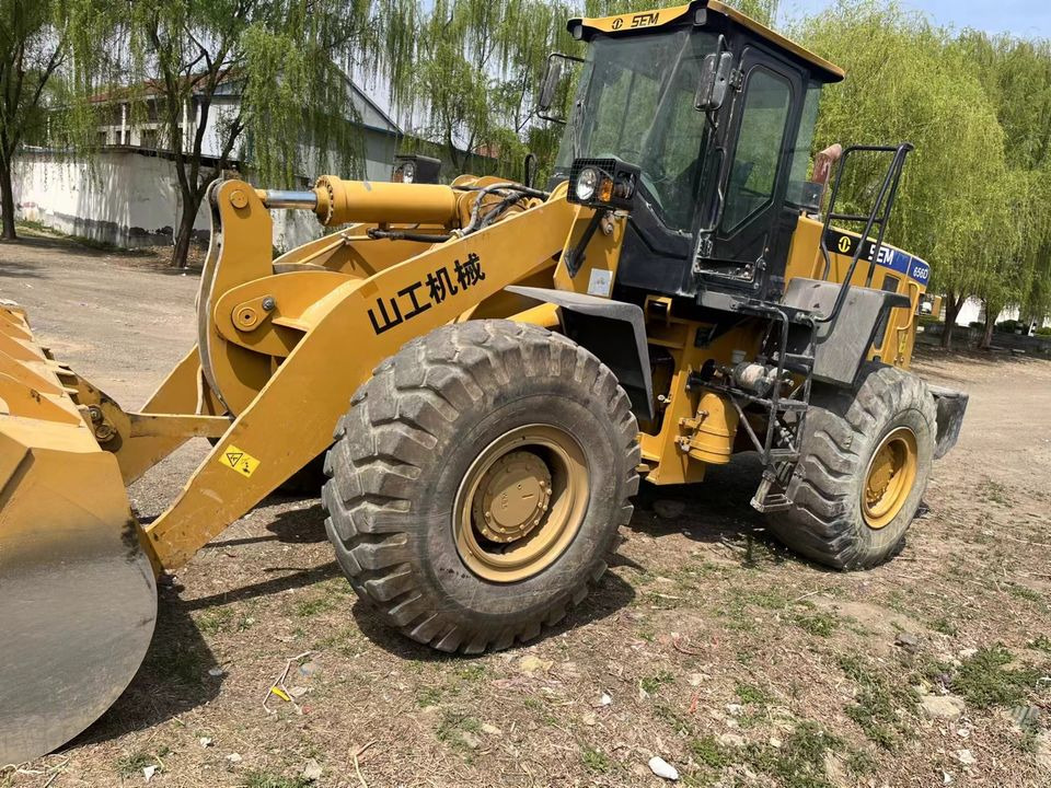 USED SEM 5 TON Mini Loader 656D/656F Front Loader Wheel Backhoe with 655D Engine Bucket Attachments Highly Rated Sale - Колёсный погрузчик: фото 2 USED SEM 5 TON Mini Loader 656D/656F Front Loader Wheel Backhoe with 655D Engine Bucket Attachments Highly Rated Sale - Колёсный погрузчик: фото 2