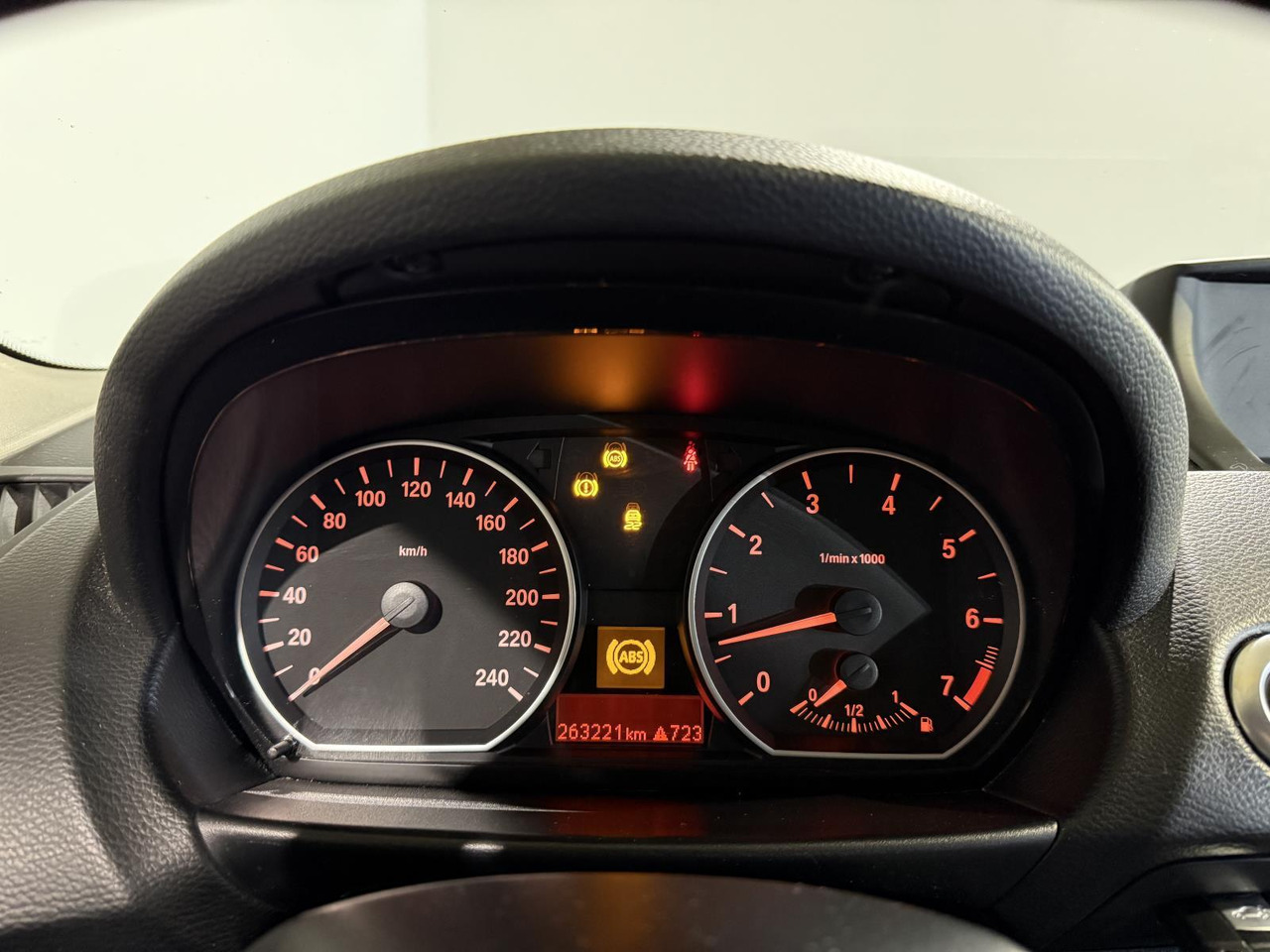 BMW | 1-serie | 116i EffDyn. Ed. Business Line Ultimate Edition | 2011 | 263.221 km | 05RHG5 | Logisch - Хэтчбек: фото 2 BMW | 1-serie | 116i EffDyn. Ed. Business Line Ultimate Edition | 2011 | 263.221 km | 05RHG5 | Logisch - Хэтчбек: фото 2