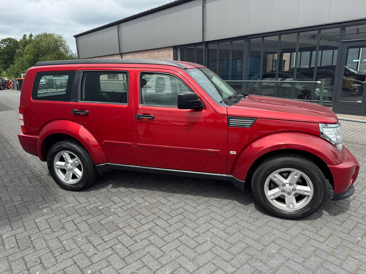 Dodge Nitro 3.7 V6 SXT | 2008 | 209.339 km | 31-ZD-PT - Внедорожник: фото 4 Dodge Nitro 3.7 V6 SXT | 2008 | 209.339 km | 31-ZD-PT - Внедорожник: фото 4