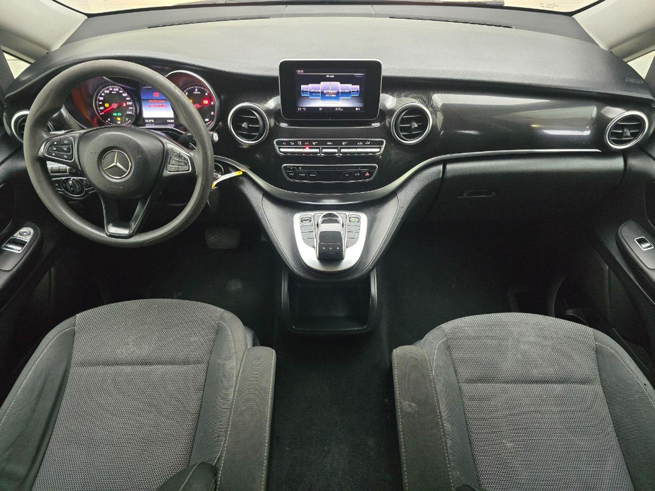 Mercedes-Benz V-klasse 220d Lang DC | 2016 | 319.567 km | Automaat | V378LK | NAP: Geen oordeel - Другая техника: фото 5 Mercedes-Benz V-klasse 220d Lang DC | 2016 | 319.567 km | Automaat | V378LK | NAP: Geen oordeel - Другая техника: фото 5