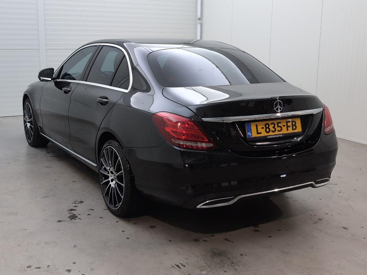 Mercedes-Benz C-klasse 250 CDI 4MATIC Premium Plus | 2017 | 201.697 km | Automaat | L835FB | NAP: Geen oordeel - Седан: фото 3 Mercedes-Benz C-klasse 250 CDI 4MATIC Premium Plus | 2017 | 201.697 km | Automaat | L835FB | NAP: Geen oordeel - Седан: фото 3